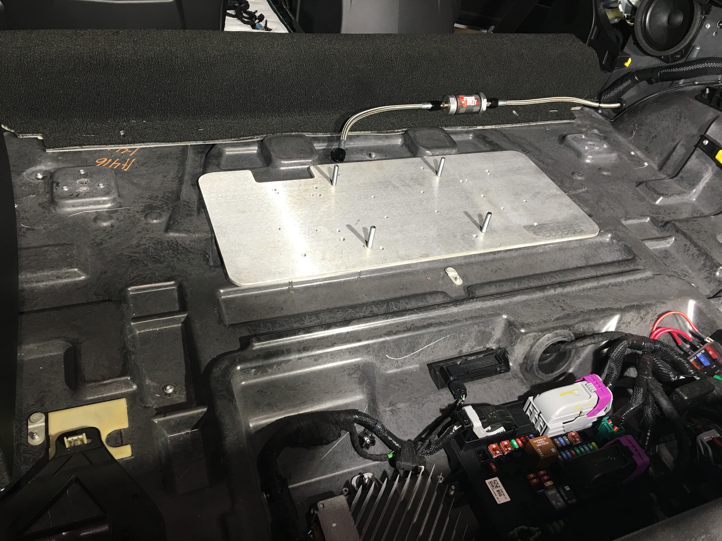 1997-2004 C5 and 2014+ C7 Corvette Dual Bottle Mount (Mounts Bottles in Rear Hatch Area)